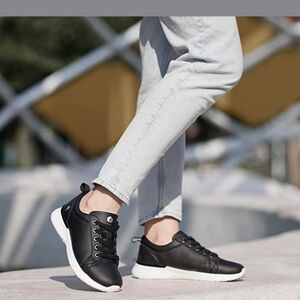 NWOT Fitville Women's Wide Walking Shoes. Lightweight. Memory Foam. 10W.